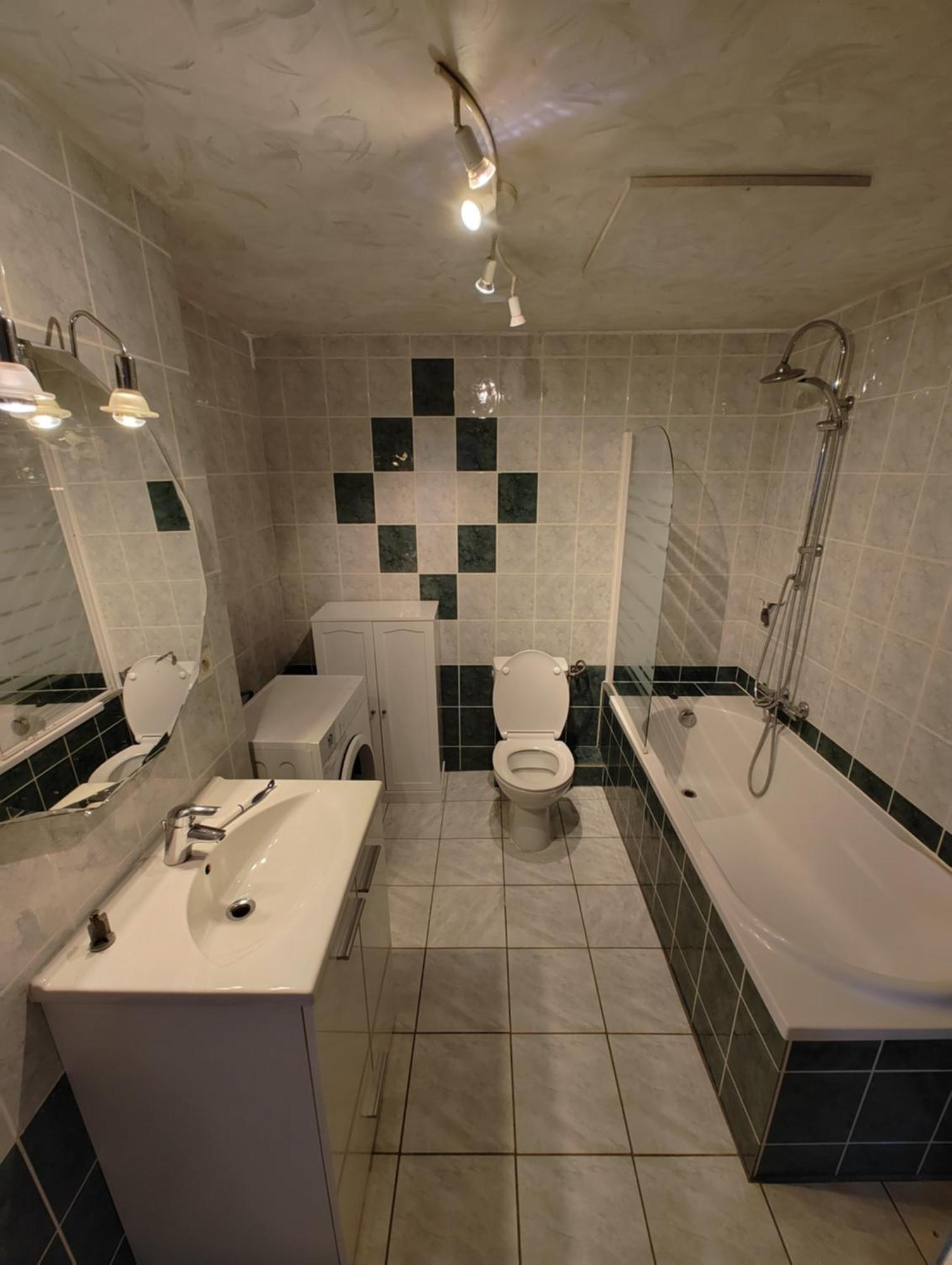 Cosy Triplex 3 Chambres Pont-de-l'Arche Exterior photo