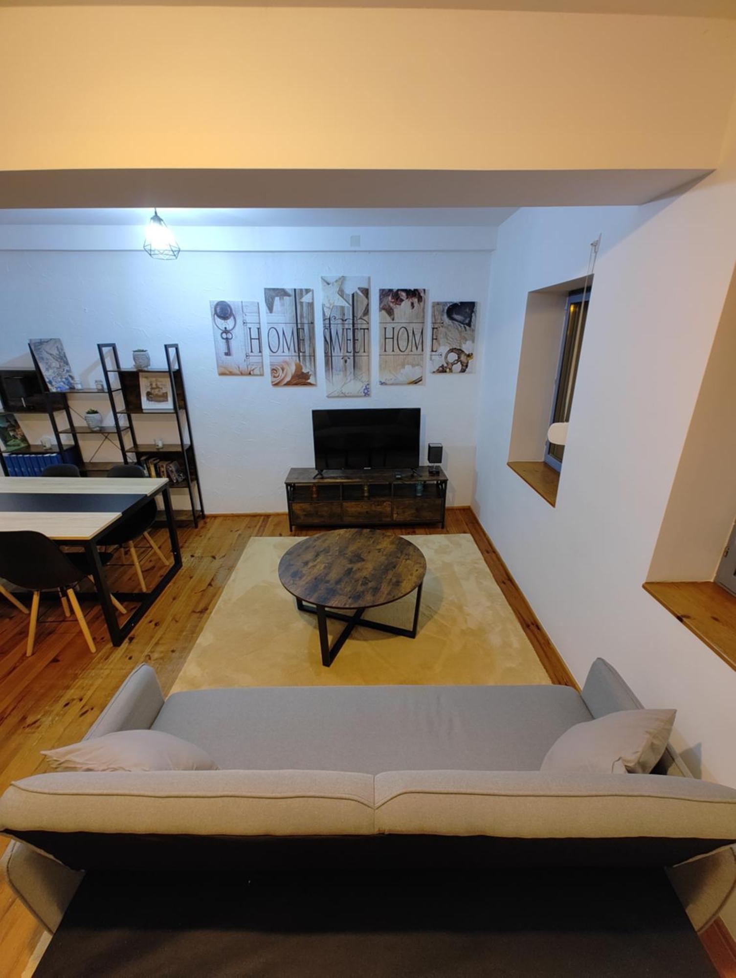 Cosy Triplex 3 Chambres Pont-de-l'Arche Exterior photo