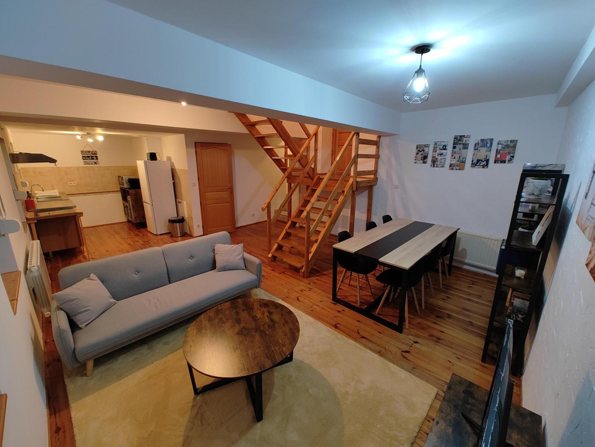 Cosy Triplex 3 Chambres Pont-de-l'Arche Exterior photo